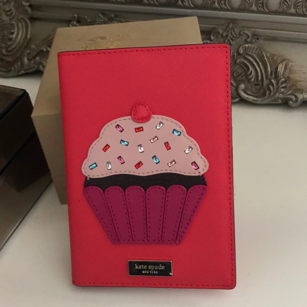 Kate spade passport holder